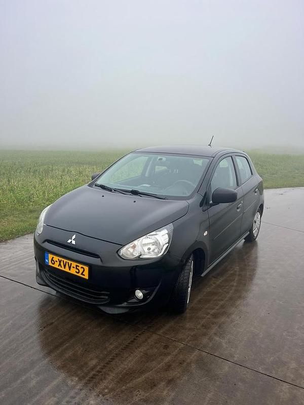 Gebruikt 2014 Mitsubishi Space Star | € 4.999 (Goede deal) - Afbeelding 1/4