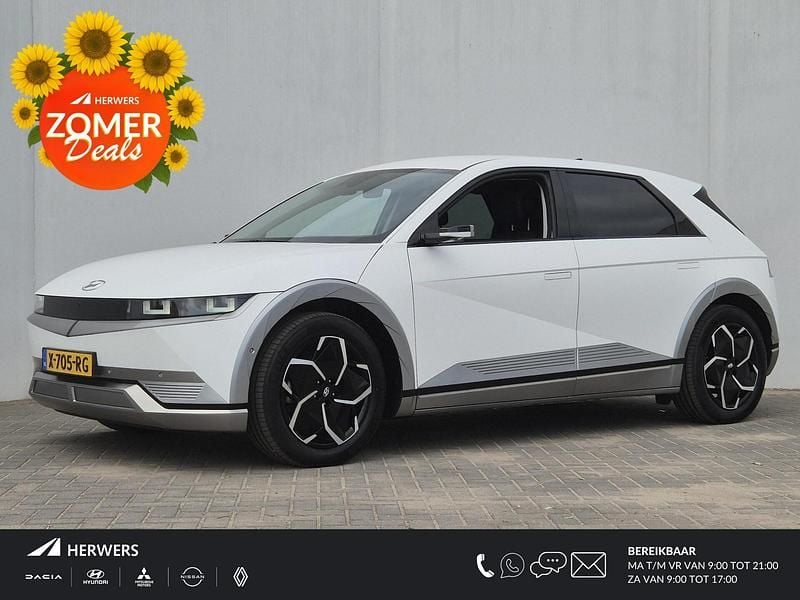 Atlas white matte metallic (wam) (wit metallic) Gebruikt 2024 Hyundai Ioniq 5 SUV | € 39.935 (Iets duurder) - Afbeelding 1/4