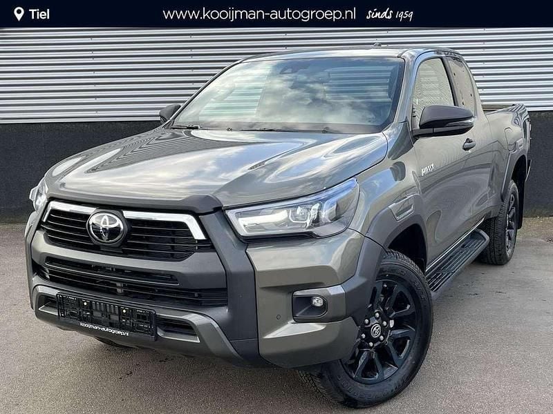 Nieuw 2025 Toyota HiLux Pickup | € 45.000 - Afbeelding 1/4