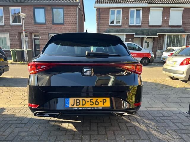 Occasion Seat Leon FR 150 PK (110 kW) 2023 Zwart Hatchback