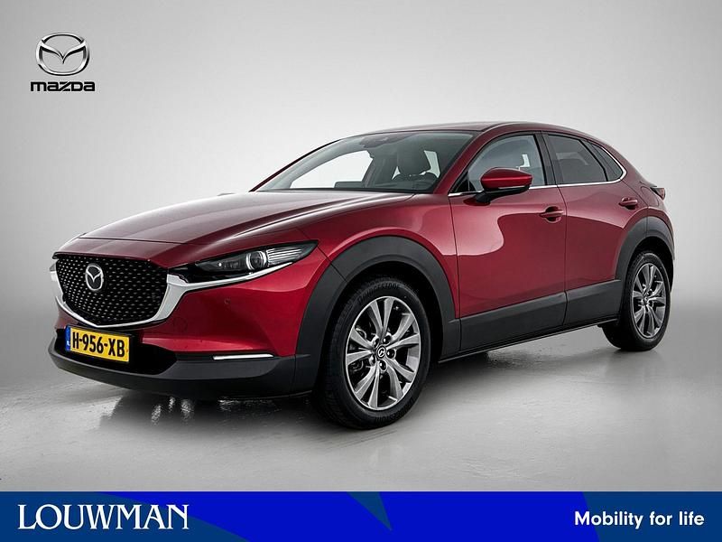 Soul red crystal (rood metallic) Gebruikt 2020 Mazda CX-30 Luxury SUV | € 25.695 (Eerlijke prijs) - Afbeelding 1/4