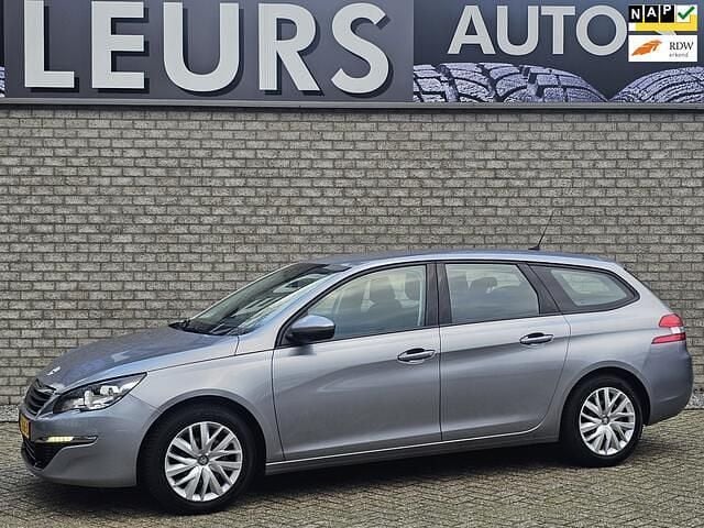 Grijs Gebruikt 2016 Peugeot 308 SW Stationwagen | € 7.650 (Eerlijke prijs) - Afbeelding 1/4