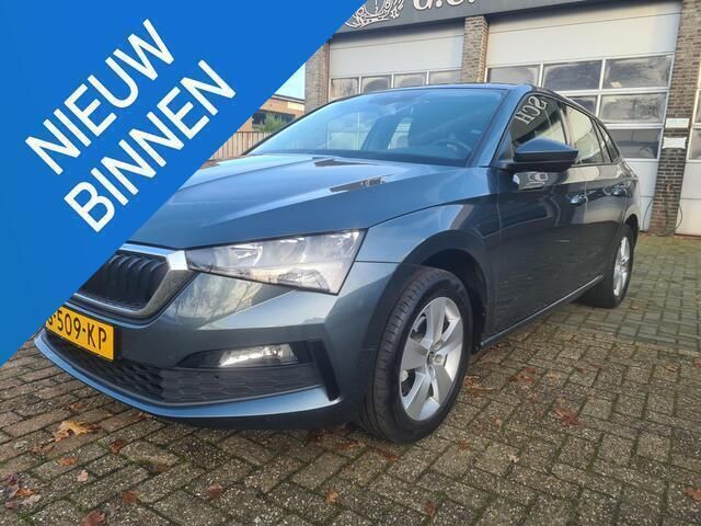Grijs Gebruikt 2019 Skoda Scala Ambition Hatchback | € 15.750 (Iets duurder) - Afbeelding 1/4