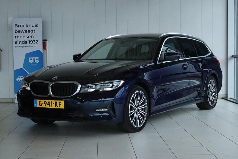 Occasion BMW 330 Executive 259 PK (190 kW) 2019 Blauw Stationwagen