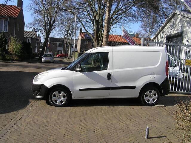 Afbeelding 4/4