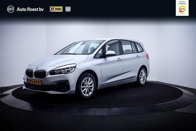 Grijs Gebruikt 2020 BMW 216 Executive MPV | € 19.750 (Eerlijke prijs) - Afbeelding 1/4