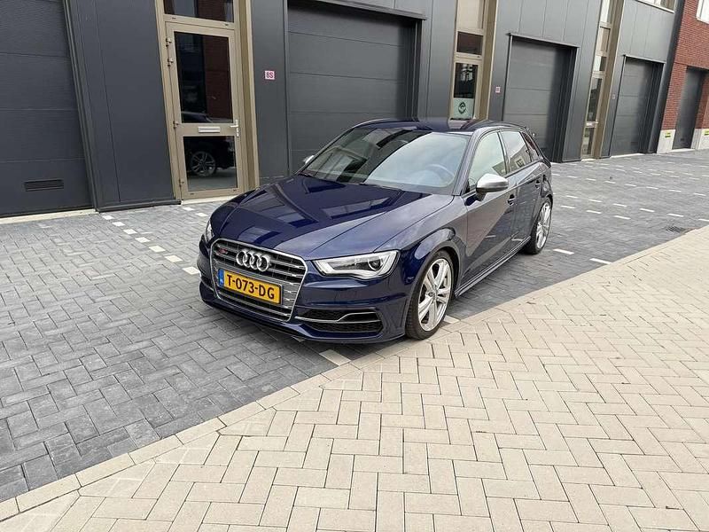 Blauw Gebruikt 2013 Audi S3 Sportback Hatchback | € 23.250 (Eerlijke prijs) - Afbeelding 1/4