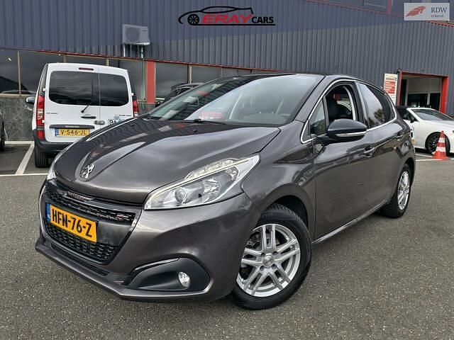 Grijs Occasion 2019 Peugeot 208 Allure Hatchback | € 10.999 (Super prijs) - Afbeelding 1/4