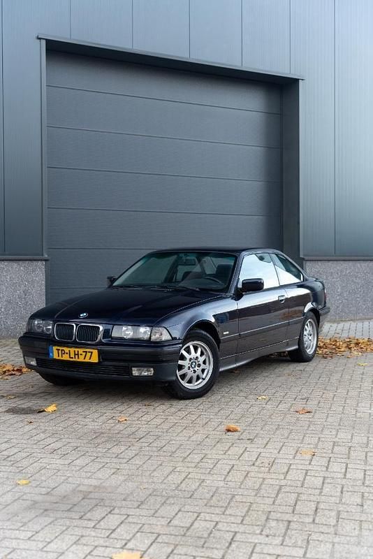 Gebruikt 1998 BMW 316 Coupé | € 3.450 (Eerlijke prijs) - Afbeelding 1/4