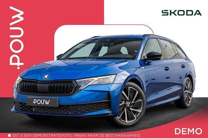 Blauw Nieuw 2025 Skoda Octavia Business Line Stationwagen | € 48.080 - Afbeelding 1/4