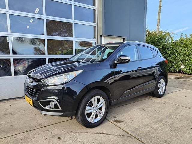 Zwart Gebruikt 2010 Hyundai ix35 Edition SUV | € 5.650 (Eerlijke prijs) - Afbeelding 1/4