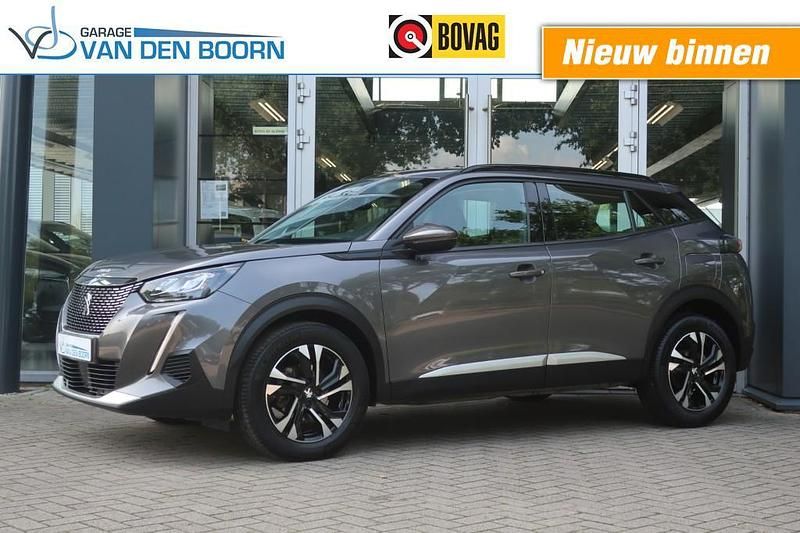 Grijs Gebruikt 2020 Peugeot 2008 SUV | € 18.450 (Eerlijke prijs) - Afbeelding 1/4