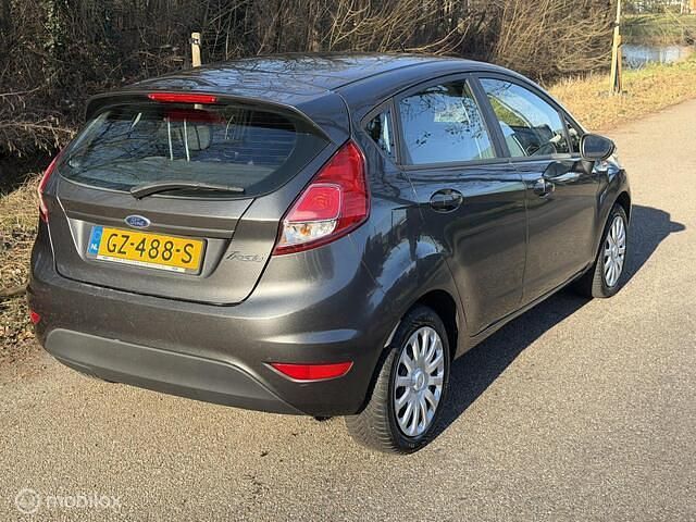 Occasion Ford Fiesta Style 65 PK (47 kW) 2015 Grijs Hatchback
