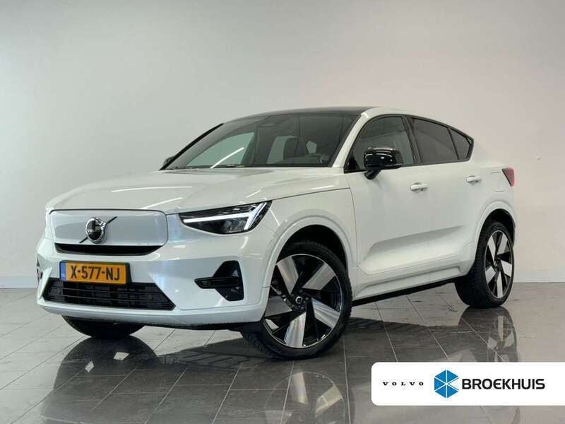 Wit Gebruikt 2023 Volvo EC40 Plus SUV | € 44.950 - Afbeelding 1/4