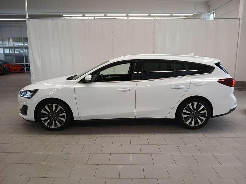 Wit Gebruikt 2022 Ford Focus Stationwagen | € 20.950 (Duur) - Afbeelding 1/4