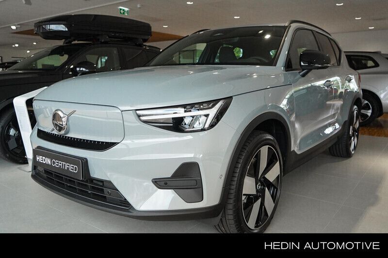 Grijs Nieuw 2025 Volvo EX40 Core SUV | € 54.995 (Eerlijke prijs) - Afbeelding 1/4