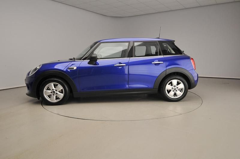 Occasion Mini ONE 102 PK (75 kW) 2018 Blauw Hatchback