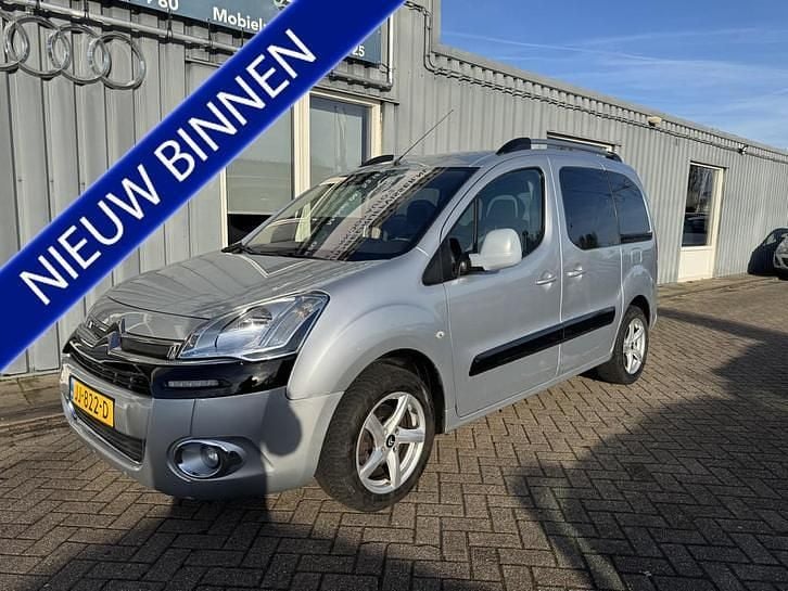 Grijs Occasion 2013 Citroën Berlingo Tendance MPV | € 3.499 (Super prijs) - Afbeelding 1/4
