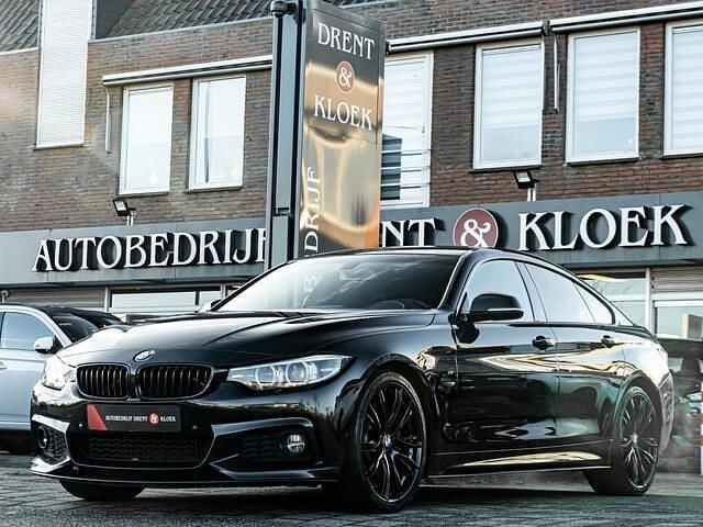 Zwart Gebruikt 2017 BMW 440 Shadowline Coupé | € 34.450 (Eerlijke prijs) - Afbeelding 1/4