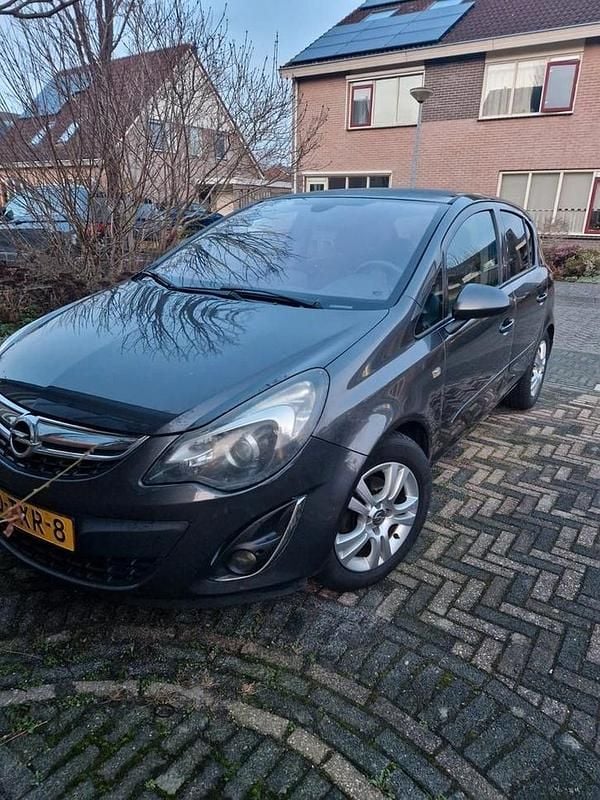 Gebruikt 2012 Opel Corsa | € 2.750 (Iets duurder) - Afbeelding 1/1