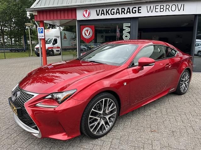 Occasion Lexus RC300h Sport Line 223 PK (164 kW) 2016 Rood Coupé