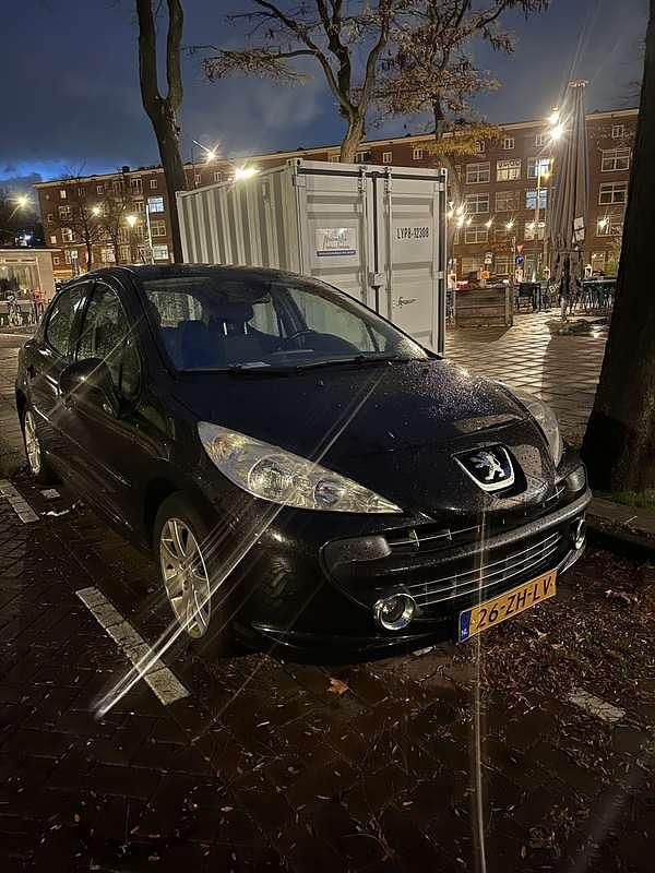 Zwart Gebruikt 2008 Peugeot 207 Hatchback | € 1.800 (Eerlijke prijs) - Afbeelding 1/4