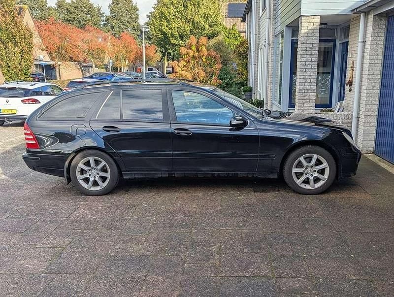 Occasion Mercedes C180 Classic 143 PK (105 kW) 2007 Zwart Stationwagen