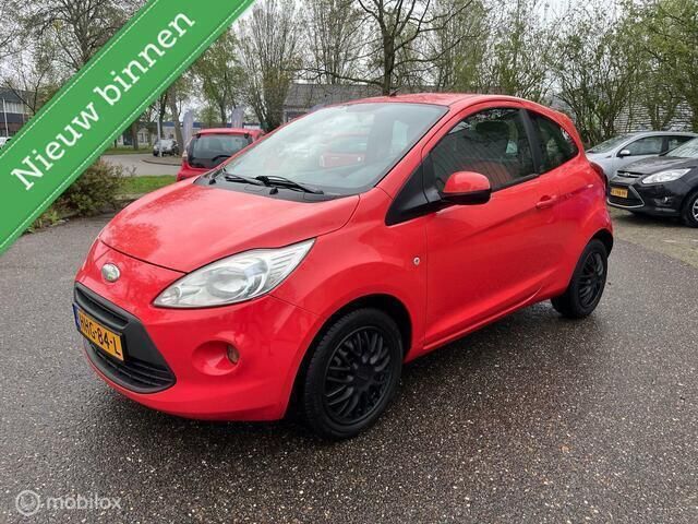 Rood Gebruikt 2009 Ford Ka Hatchback | € 1.990 (Eerlijke prijs) - Afbeelding 1/4