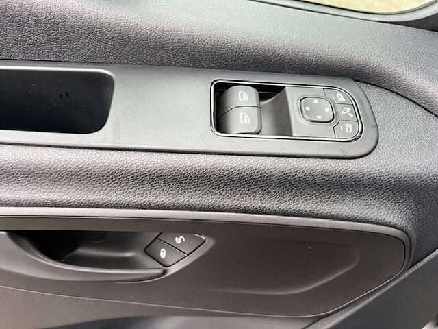 Nieuw Mercedes Sprinter 170 PK (125 kW) 2025 Grijs Van