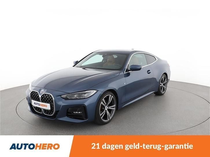 Blauw (metallic) Gebruikt 2022 BMW 420 Executive Coupé | € 39.049 (Super prijs) - Afbeelding 1/4
