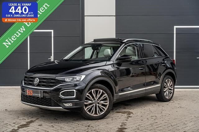 Zwart Gebruikt 2021 VW T-Roc Sport SUV | € 27.450 (Eerlijke prijs) - Afbeelding 1/4
