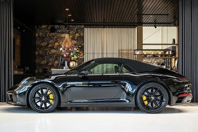 Occasion Porsche 911 Carrera 4S Cabriolet 450 PK (330 kW) 2020 Zwart Cabriolet