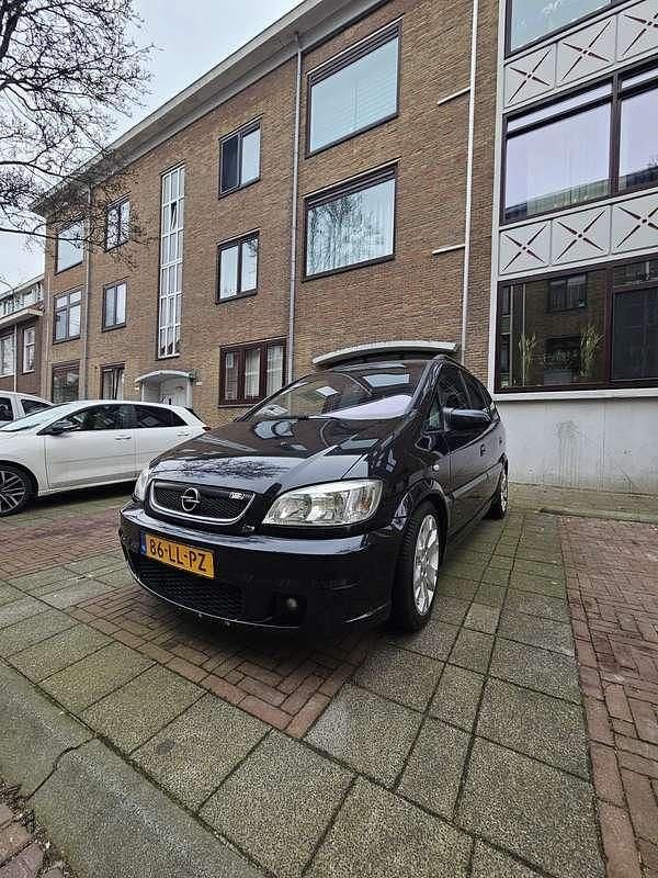 Occasion Opel Zafira OPC 200 PK (147 kW) 2003 Zwart MPV