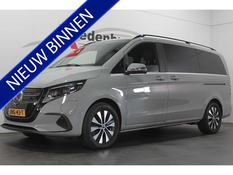 Grijs Gebruikt 2024 Mercedes EQV300 Avantgarde MPV | € 72.533 - Afbeelding 1/4