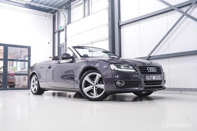 Grijs Gebruikt 2011 Audi A5 Cabriolet Proline Cabriolet | € 11.990 (Eerlijke prijs) - Afbeelding 1/4