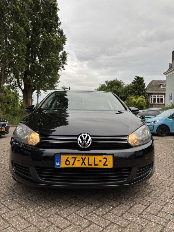 Gebruikt 2012 VW Golf VII Comfortline Sedan | € 5.500 (Eerlijke prijs) - Afbeelding 1/4