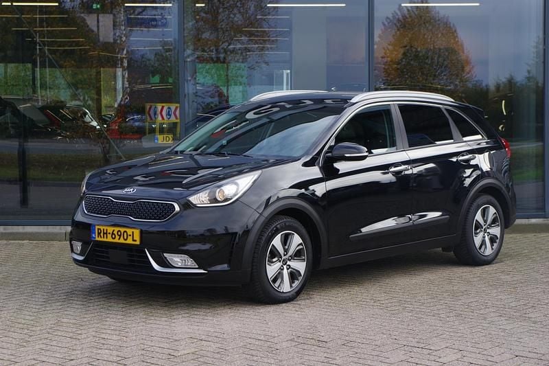 Zwart (metallic) Gebruikt 2017 Kia Niro SUV | € 15.450 (Eerlijke prijs) - Afbeelding 1/4