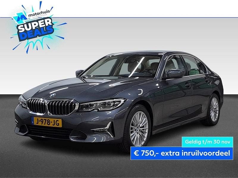 Grijs Occasion 2020 BMW 320 Executive Sedan | € 22.930 (Super prijs) - Afbeelding 1/4