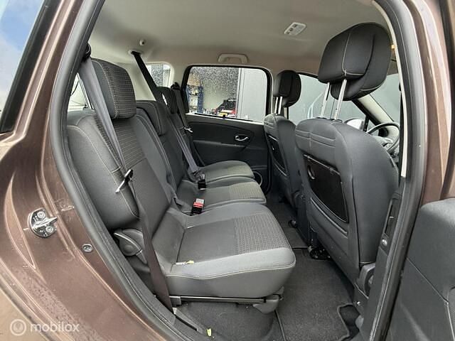 Occasion Renault Scénic III Privilege 140 PK (102 kW) 2011 Bruin MPV