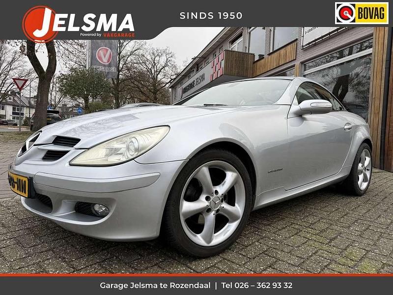 Grijs Gebruikt 2004 Mercedes SLK200 Cabriolet | € 7.500 (Eerlijke prijs) - Afbeelding 1/4