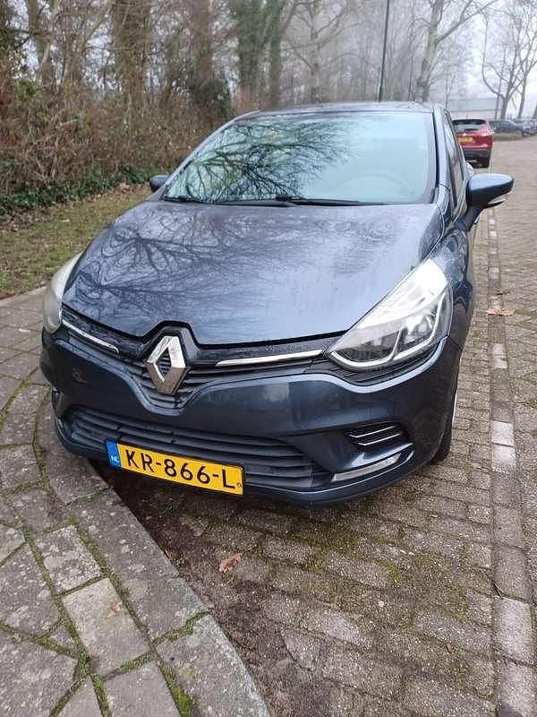 Grijs Occasion 2016 Renault Clio IV Zen Hatchback | € 8.900 (Eerlijke prijs) - Afbeelding 1/4