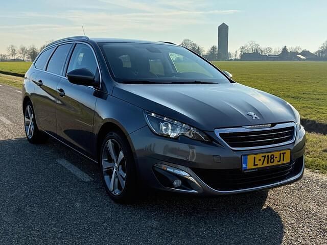 Occasion Peugeot 308 SW GT-line 131 PK (96 kW) 2017 Grijs (metallic) Stationwagen