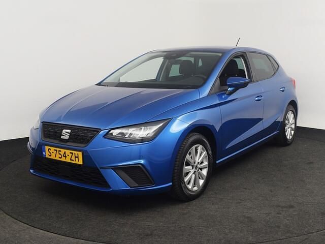 Blauw Gebruikt 2023 Seat Ibiza Business Hatchback | € 17.300 (Eerlijke prijs) - Afbeelding 1/4