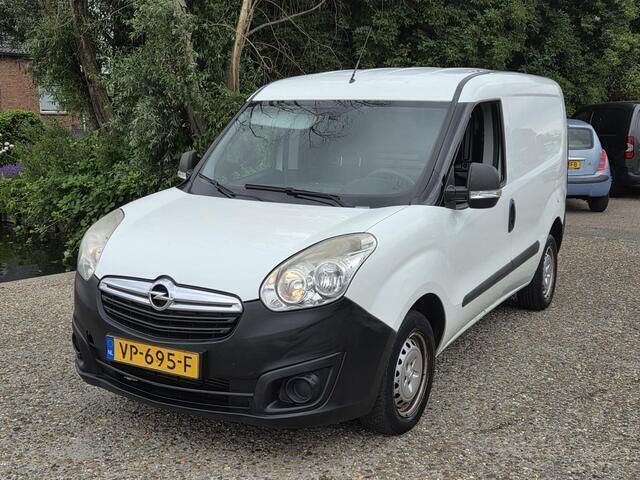 Overige Gebruikt 2015 Opel Combo Edition MPV | € 3.500 (Eerlijke prijs) - Afbeelding 1/4