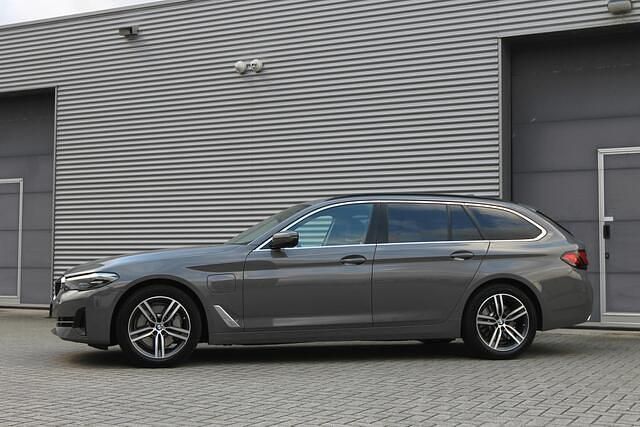 Occasion BMW 530e Executive 292 PK (214 kW) 2021 Grijs Stationwagen