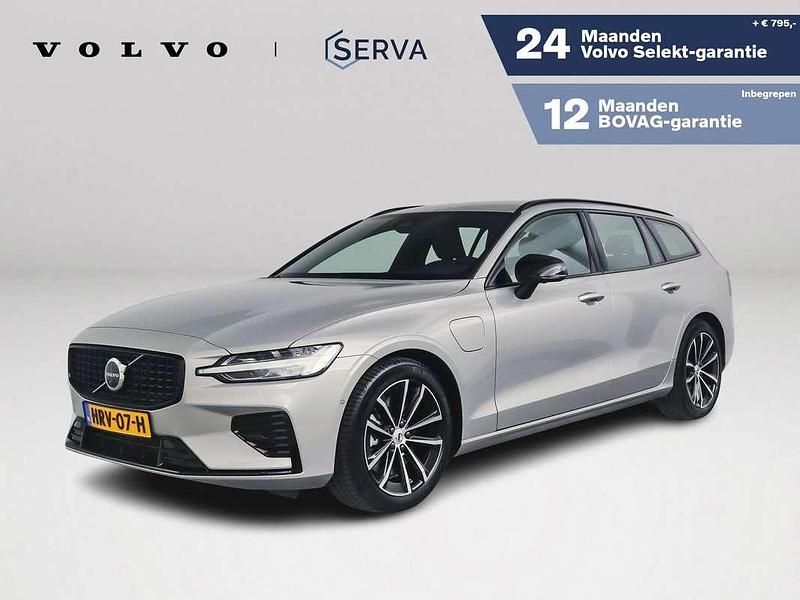 Grijs Gebruikt 2025 Volvo V60 Plus Stationwagen | € 52.995 (Duur) - Afbeelding 1/4