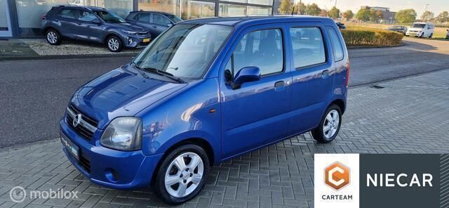 Blauw Gebruikt 2004 Opel Agila Hatchback | € 2.195 (Duur) - Afbeelding 1/4