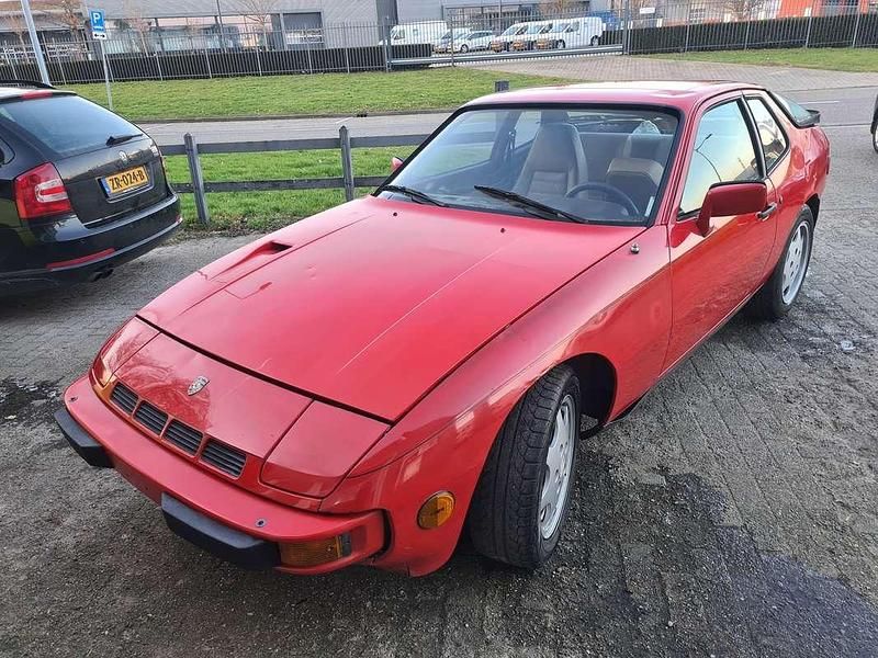 Rood Gebruikt 1991 Porsche 924 Coupé | € 6.750 - Afbeelding 1/4