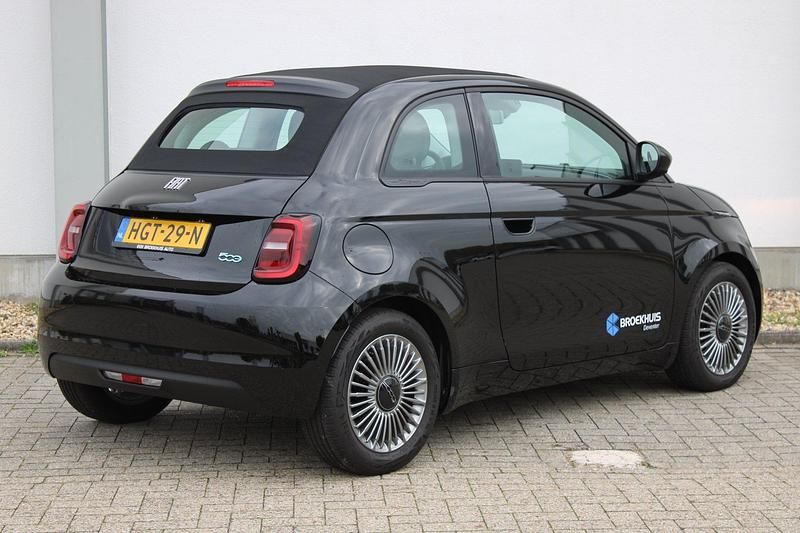 Occasion Fiat 500e Icon 69 kW (95 PK) 2025 Zwart Cabriolet