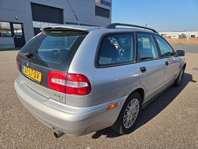 Occasion Volvo V40 122 PK (89 kW) 2003 Grijs Stationwagen